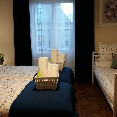 Muralla Romana 4o Planta Bed & Breakfast