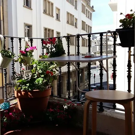 Muralla Romana 4o Planta Bed & Breakfast *
