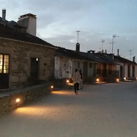 Muralla Romana 4o Planta Bed & Breakfast *