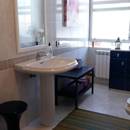 Muralla Romana 4o Planta Bed & Breakfast